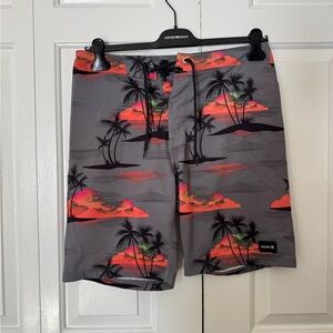 Hurley Men's Tropical Sunset Board Shorts size 30